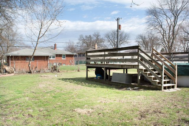 8147 Harrison Avenue, Munster, IN 46321