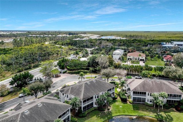 5095 Yacht Harbor DR 203, Naples, FL 34112
