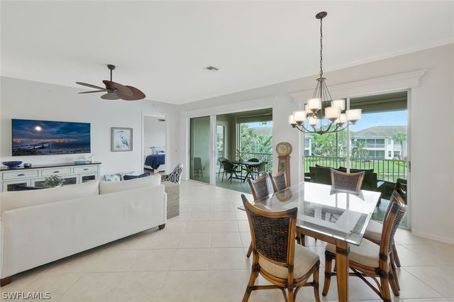 5095 Yacht Harbor DR 203, Naples, FL 34112