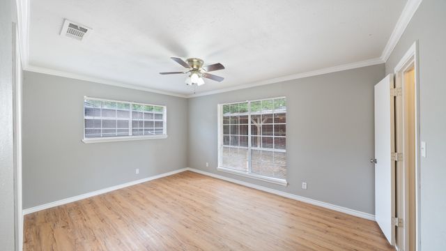 519 Malibu Drive, Malakoff, TX 75148