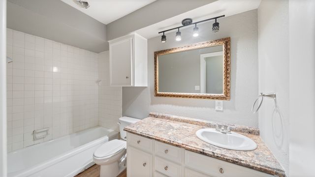 519 Malibu Drive, Malakoff, TX 75148