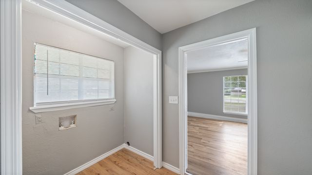 519 Malibu Drive, Malakoff, TX 75148