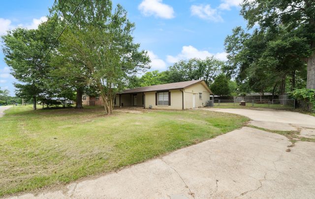 519 Malibu Drive, Malakoff, TX 75148