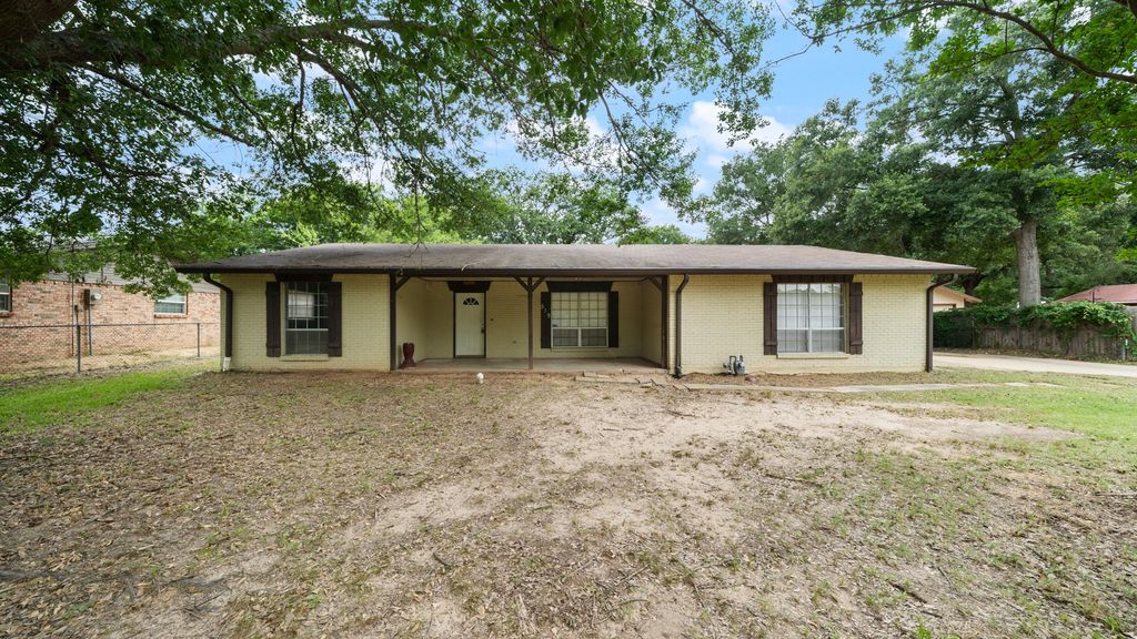 519 Malibu Drive, Malakoff, TX 75148