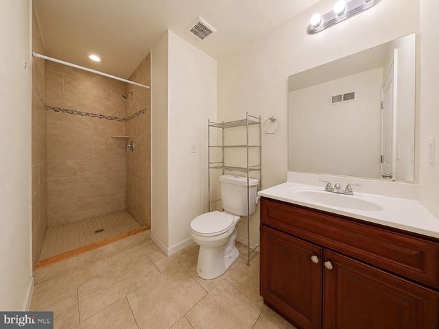 2141 N 18TH ST, Philadelphia, PA 19121