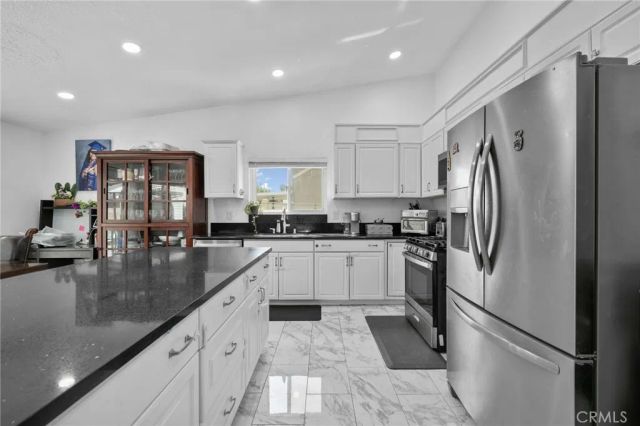 8139 Haven View Drive, Jurupa Valley, CA 92509