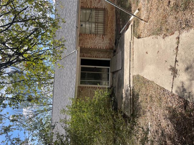 5106 Woodmoor DR, Austin, TX 78721