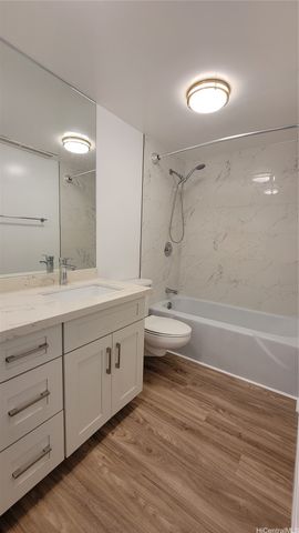 555 University Avenue 1903, Honolulu, HI 96826