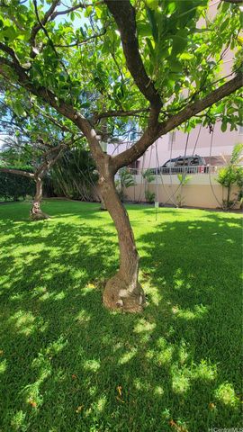 555 University Avenue 1903, Honolulu, HI 96826