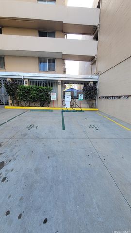 555 University Avenue 1903, Honolulu, HI 96826