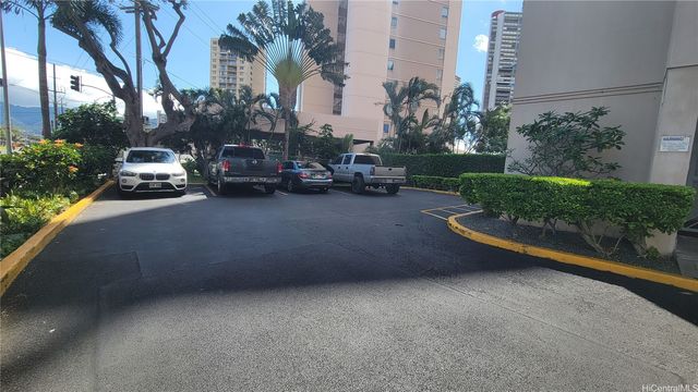 555 University Avenue 1903, Honolulu, HI 96826