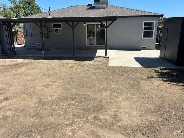 3306 Center Street, Bakersfield, CA 93306