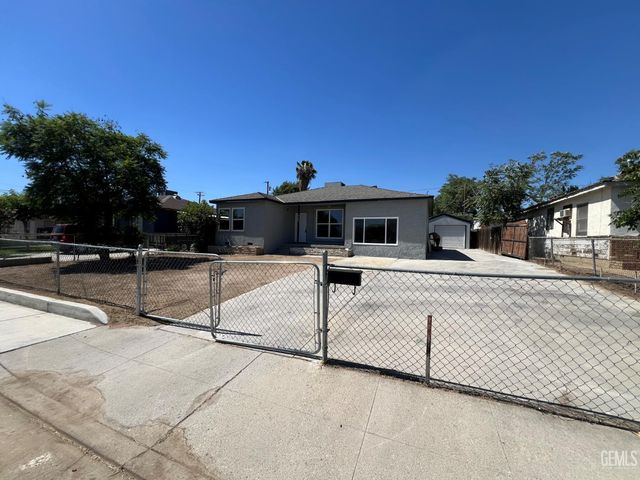 3306 Center Street, Bakersfield, CA 93306