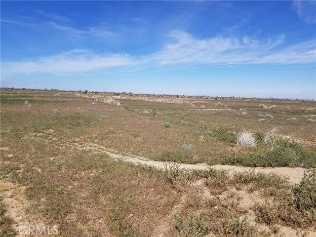 1 Olivine Dr., Victorville, CA 92392