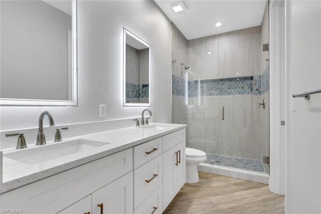 3500 Croton RD 102, Naples, FL 34104