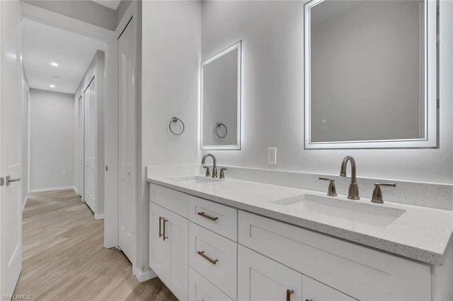 3500 Croton RD 102, Naples, FL 34104