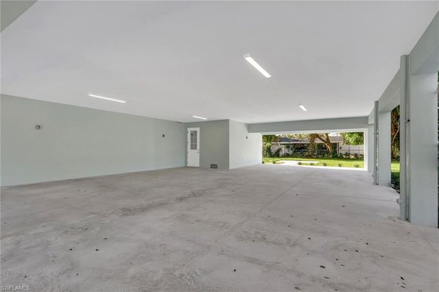 3500 Croton RD 102, Naples, FL 34104