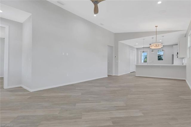 3500 Croton RD 102, Naples, FL 34104