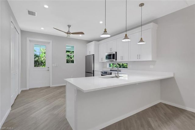 3500 Croton RD 102, Naples, FL 34104