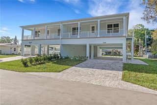 3500 Croton RD 102, Naples, FL 34104