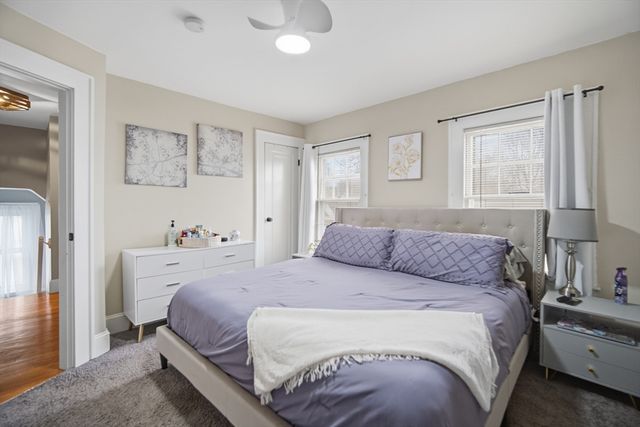 156 Farnsworth St, Chicopee, MA 01013