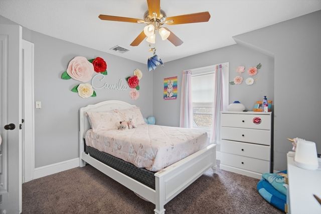 156 Farnsworth St, Chicopee, MA 01013