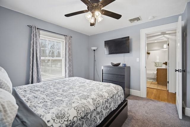 156 Farnsworth St, Chicopee, MA 01013