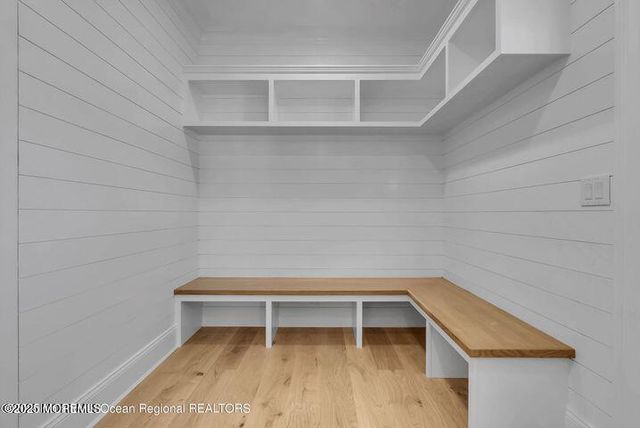 8 Pocahontas Avenue, Oceanport, NJ 07757