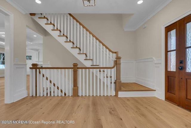 8 Pocahontas Avenue, Oceanport, NJ 07757