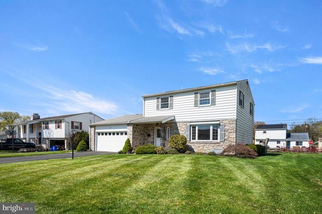416 LAURELWOOD DR, Douglassville, PA 19518