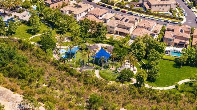 92 Interstellar, Irvine, CA 92618