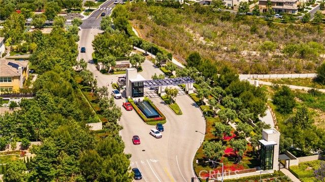 92 Interstellar, Irvine, CA 92618