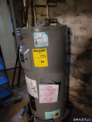 43 Leigh Avenue, Thomaston, CT 06787