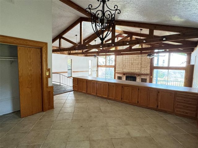 2859 Highway 59, Livingston, TX 77351