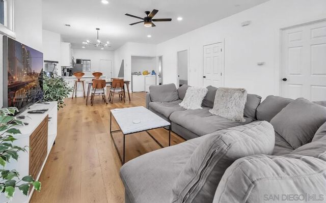 19 Evans St, San Diego, CA 92102