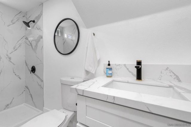 19 Evans St, San Diego, CA 92102