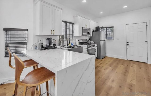 19 Evans St, San Diego, CA 92102