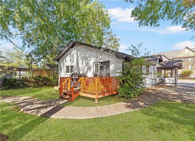 1340 Hawthorne Avenue SE, Smyrna, GA 30080