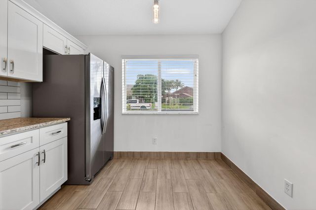 140 S Moccasin Trl Trail S, Jupiter, FL 33458