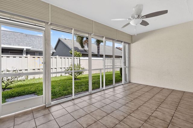 140 S Moccasin Trl Trail S, Jupiter, FL 33458