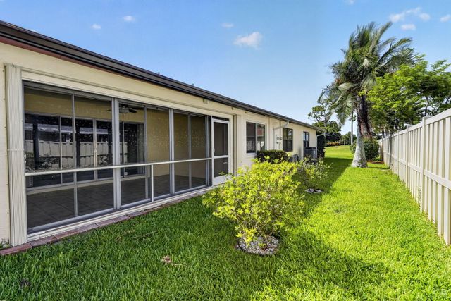140 S Moccasin Trl Trail S, Jupiter, FL 33458
