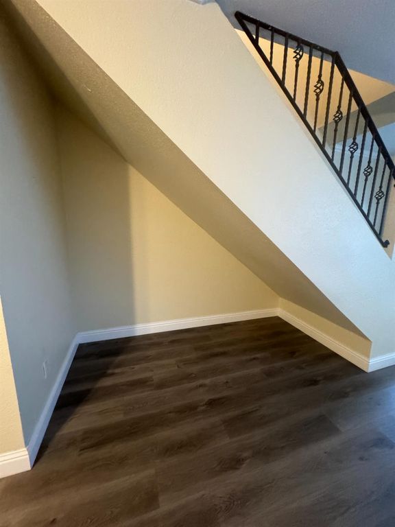 Image 7 of property listing at 7166 N Fruit Avenue # 160, Fresno, CA 93711