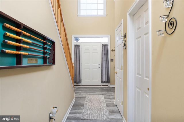324 HOGAN DR, Martinsburg, WV 25405