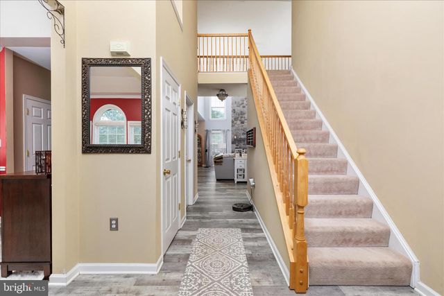 324 HOGAN DR, Martinsburg, WV 25405