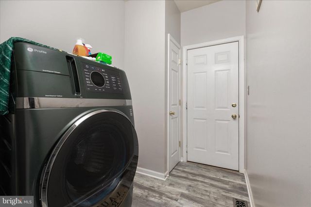 324 HOGAN DR, Martinsburg, WV 25405