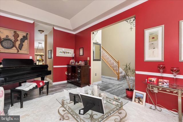 324 HOGAN DR, Martinsburg, WV 25405