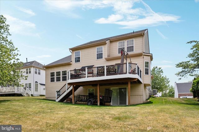 324 HOGAN DR, Martinsburg, WV 25405