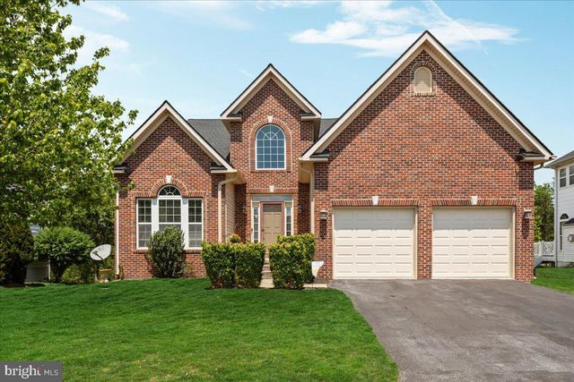 324 HOGAN DR, Martinsburg, WV 25405