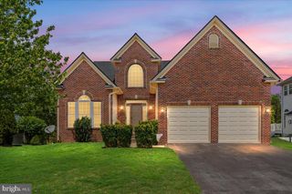 324 HOGAN DR, Martinsburg, WV 25405