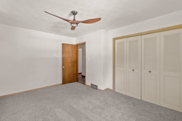 1220 54 Street Court, Moline, IL 61265